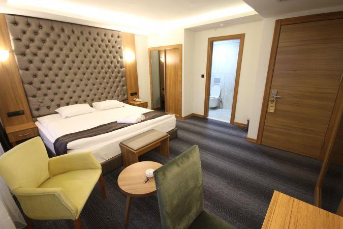 Grand Silay Hotel — 8
