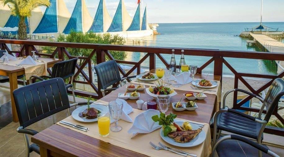 Adin Beach Hotel — 7
