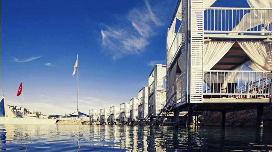 Adin Beach Hotel