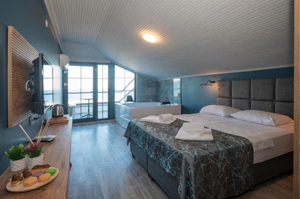 Hazal Otel Karasu — 3