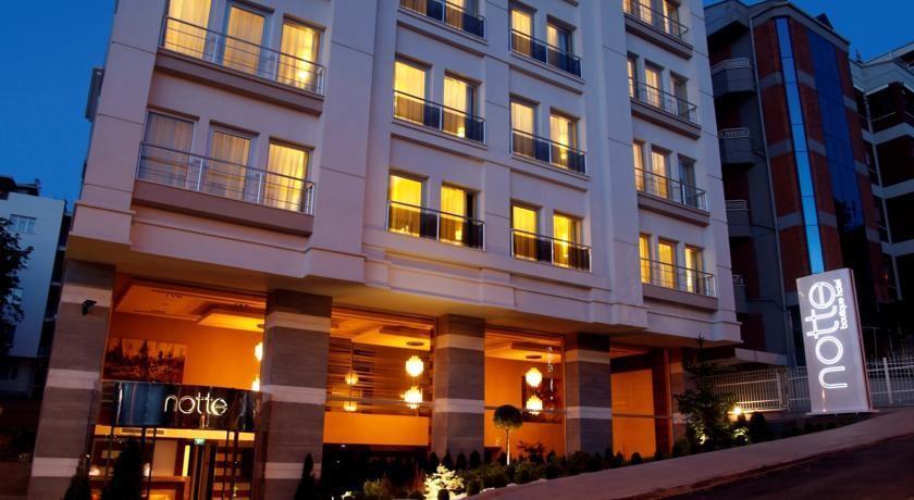 Notte Hotel — 1