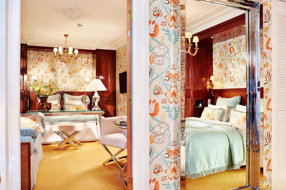Hotel Estheréa — 3