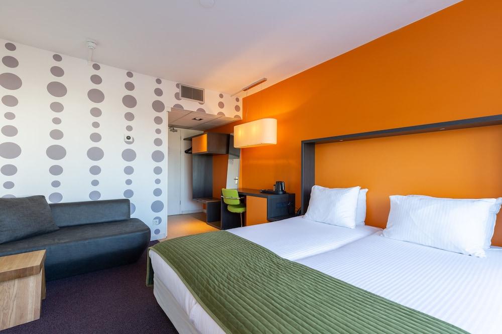 Amrath Airport Hotel Rotterdam — 3