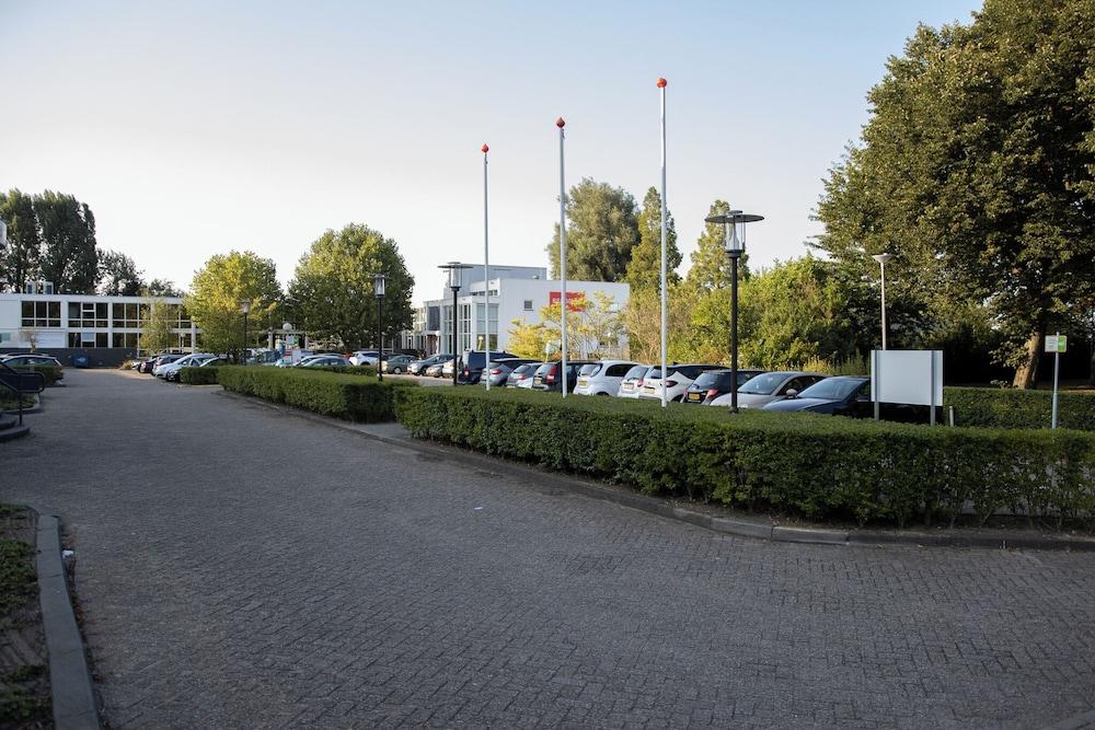 Amrath Airport Hotel Rotterdam — 8