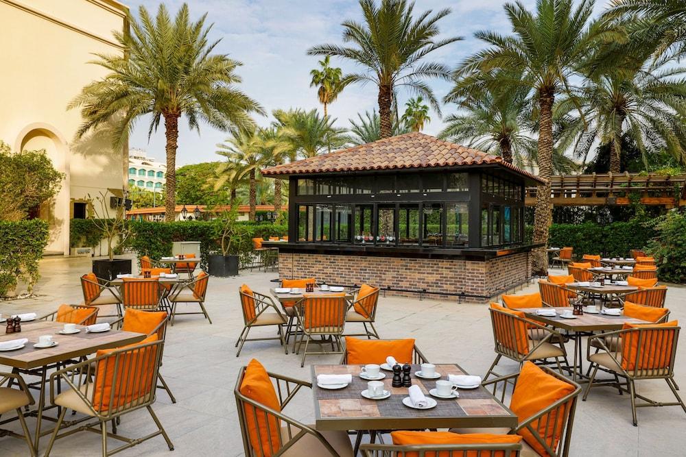 Le Meridien Dubai Hotel & Conference Centre — 7