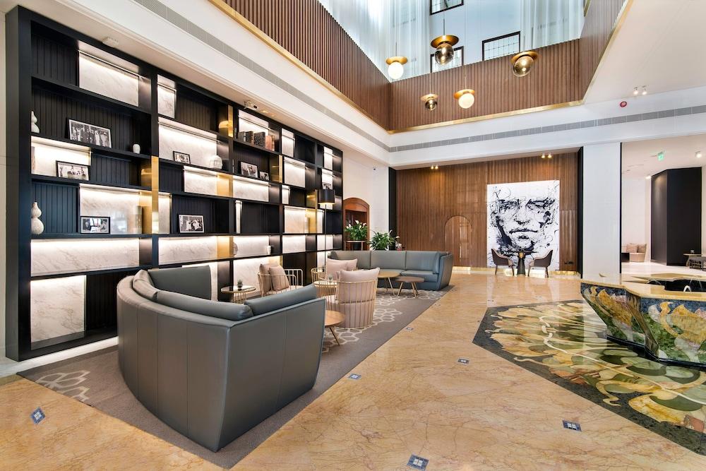 Le Meridien Abu Dhabi — 2