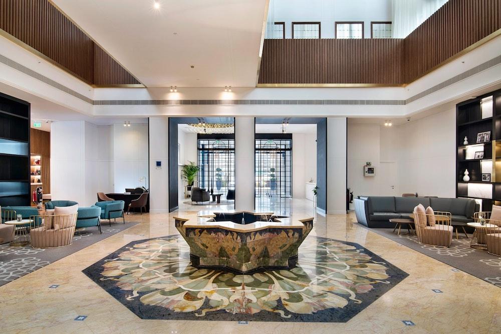 Le Meridien Abu Dhabi — 10