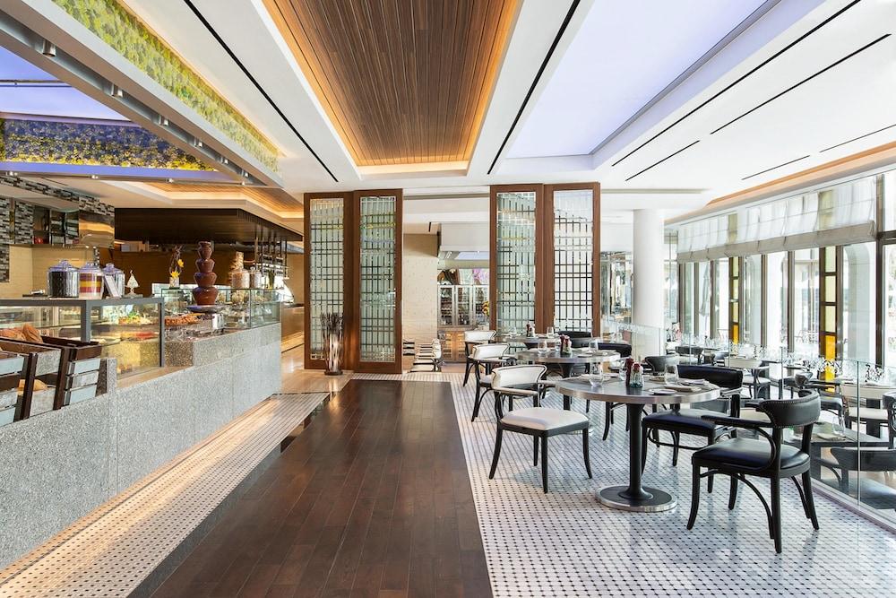 Le Meridien Abu Dhabi — 7