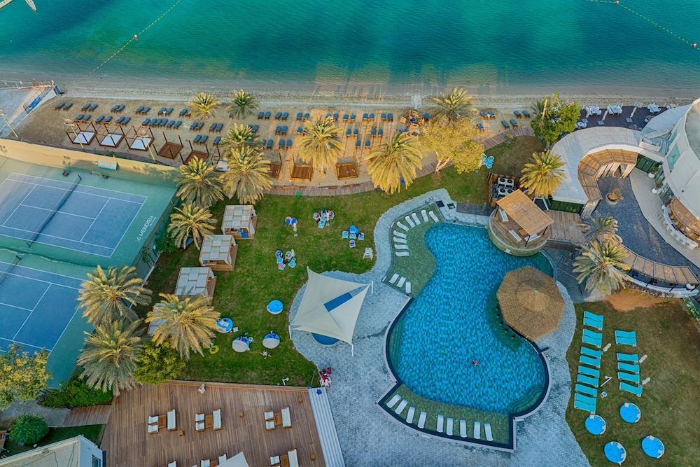Le Meridien Abu Dhabi — 9