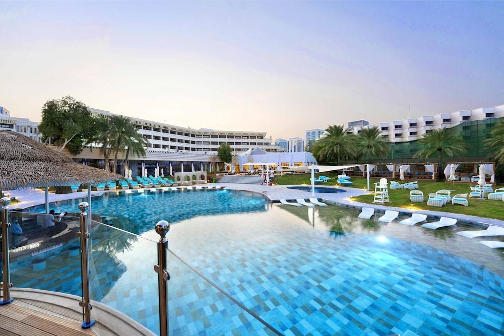 Le Meridien Abu Dhabi — 4