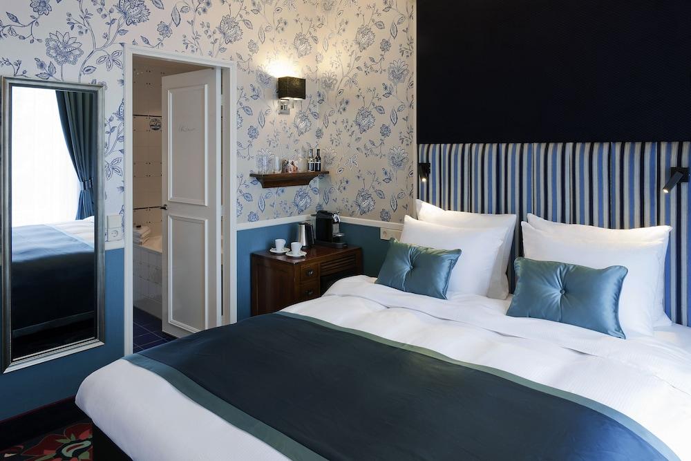 Carlton Ambassador Hotel — 10