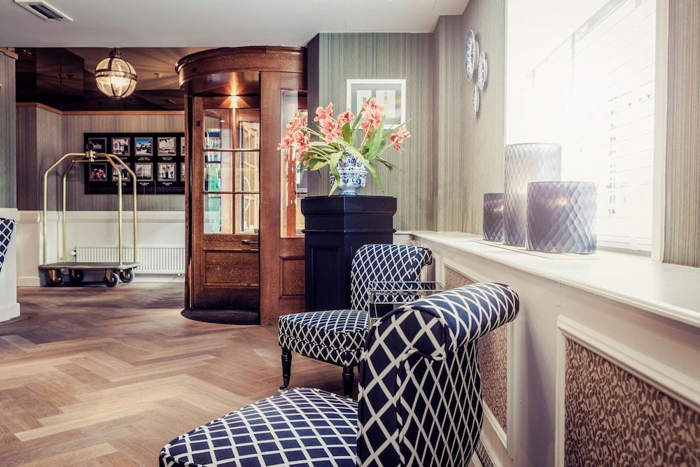 Carlton Ambassador Hotel — 2
