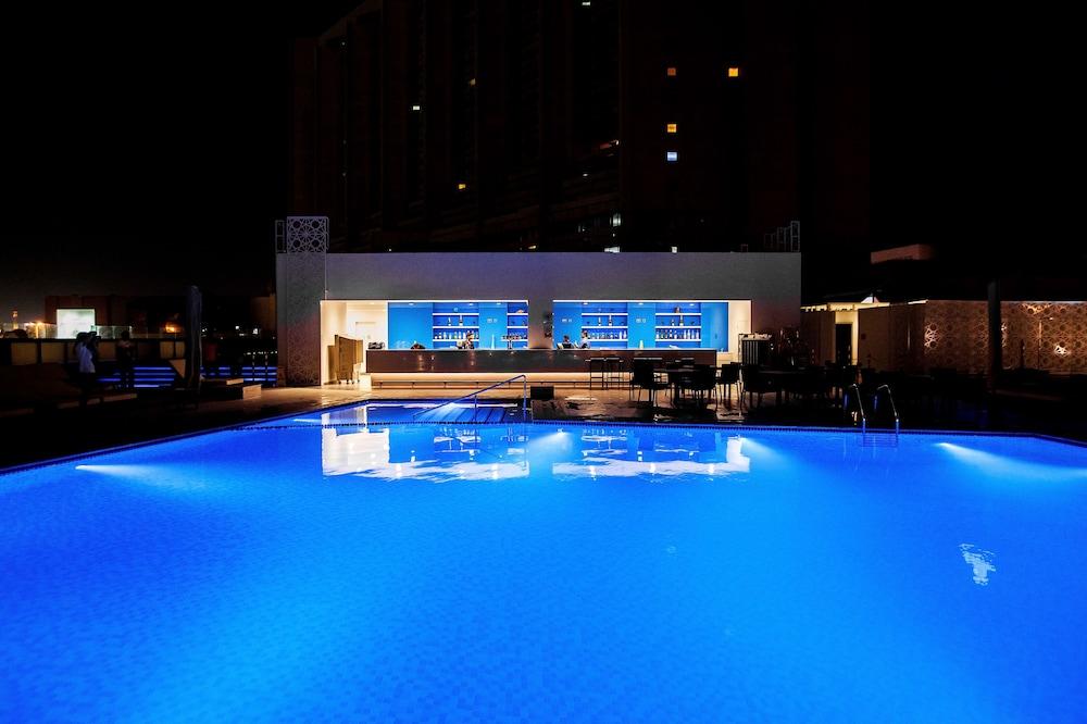 Radisson Blu Hotel, Dubai Deira Creek — 3