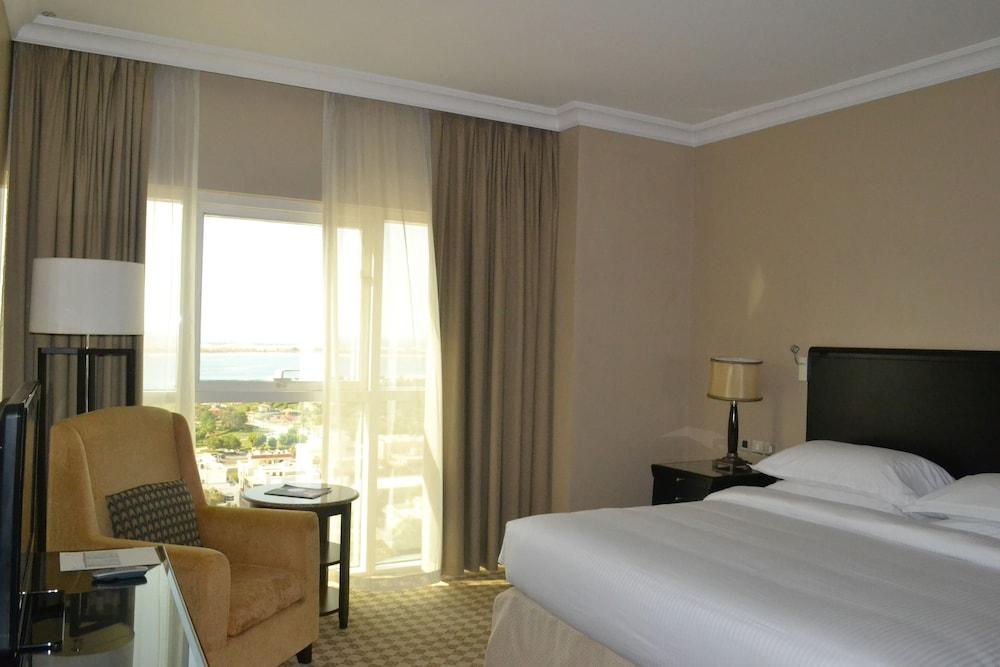 Sheraton Khalidiya Hotel — 3