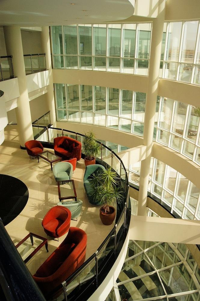 Millennium Airport Hotel Dubai — 2