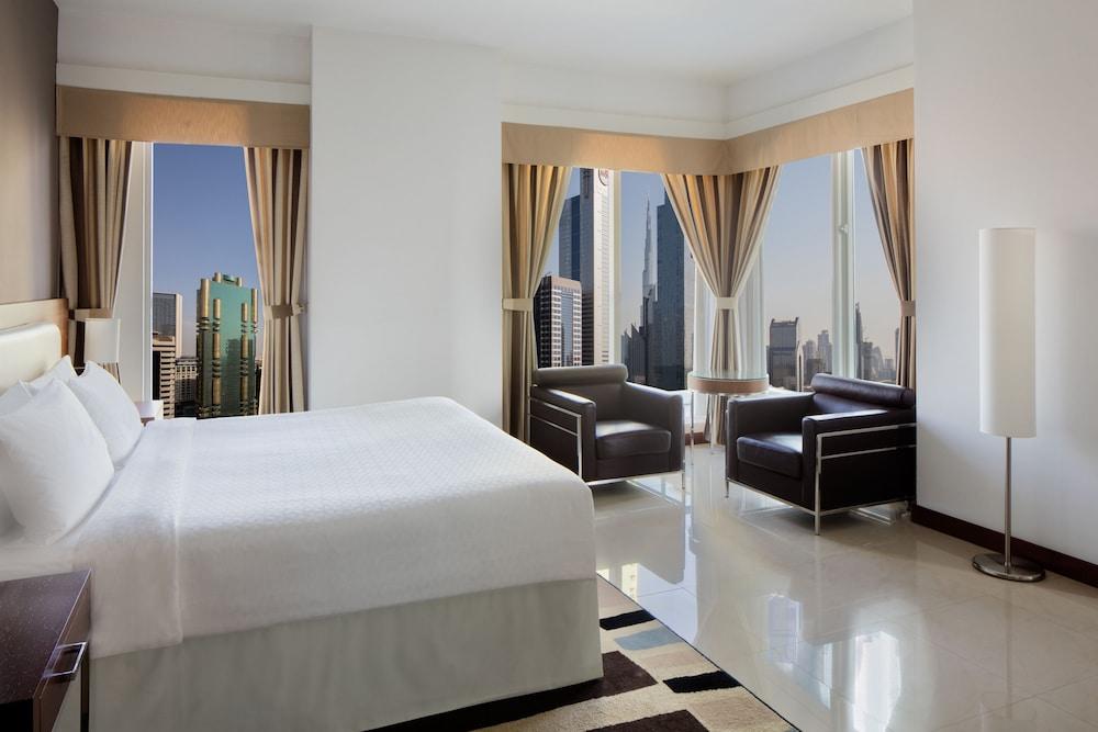 Four Points by Sheraton Sheikh Zayed Road, Dubai — 3
