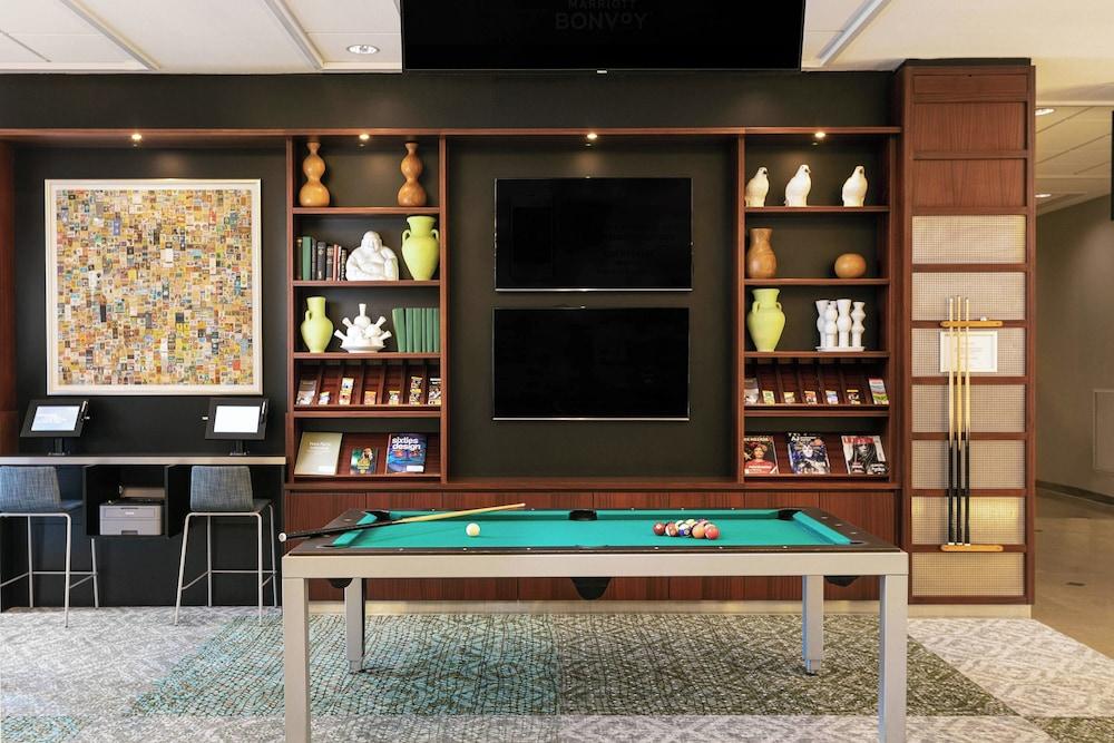 Courtyard by Marriott Amsterdam Airport — 4