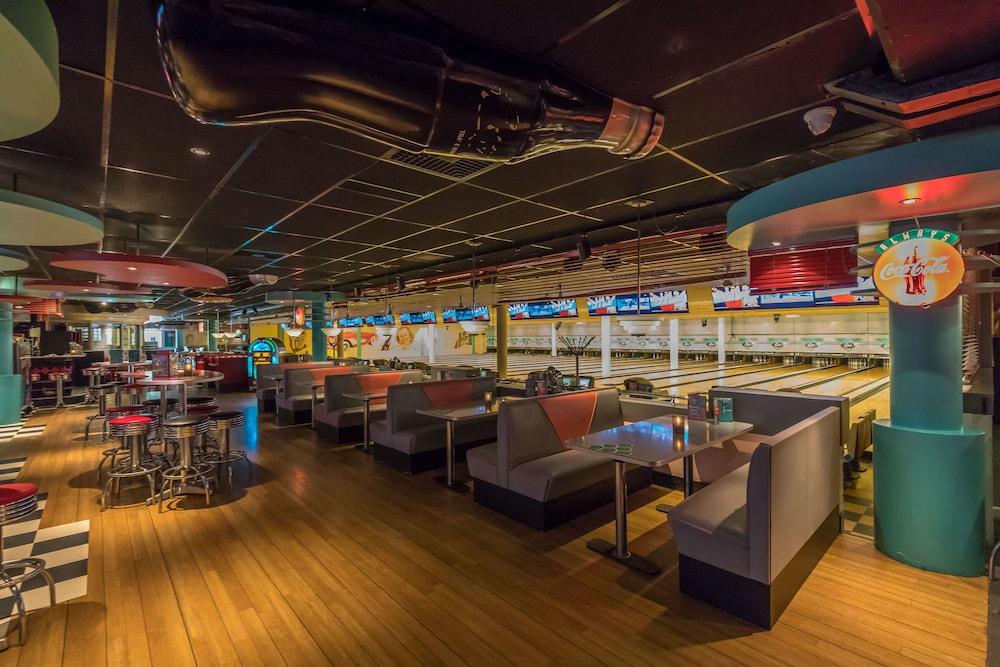Courtyard by Marriott Amsterdam Airport — 9