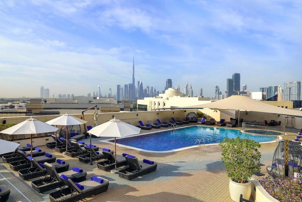 Mövenpick Hotel & Apartments Bur Dubai — 3