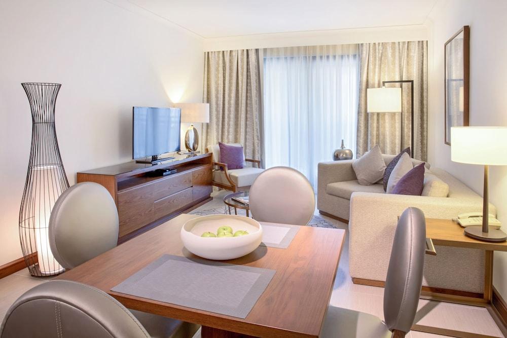 Pullman Dubai Creek City Centre Residences — 3
