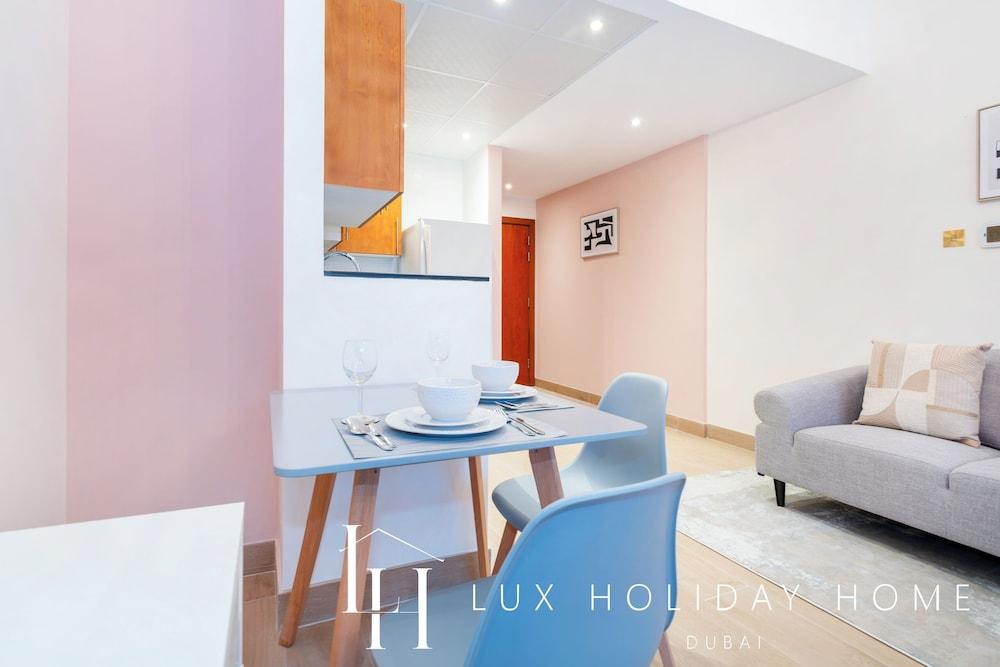 LUX The Marina View Suite 1 — 10