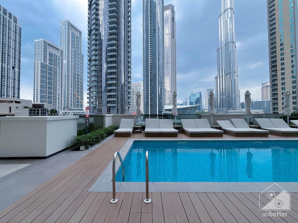 Luxurious 1B With Breathtaking Views Downtown — 4