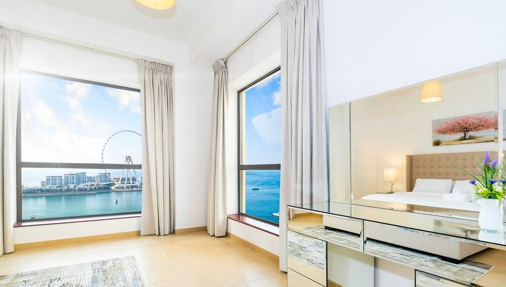 LUX The JBR BlueWaters View Suite 2 — 9