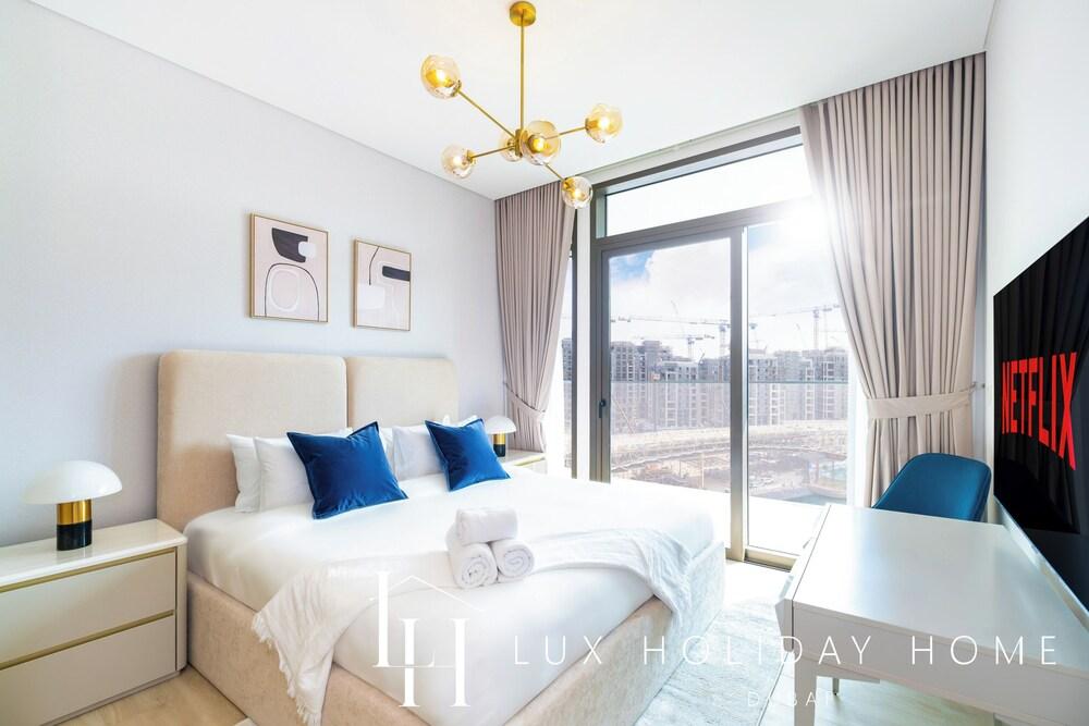LUX The Palace Residence Suite — 2