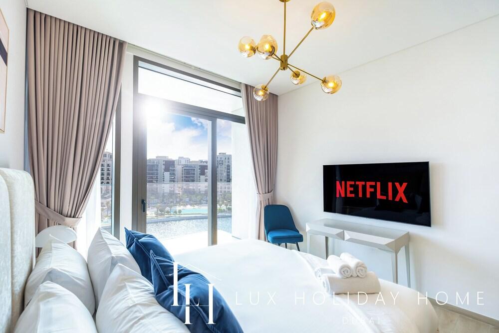 LUX The Palace Residence Suite — 10