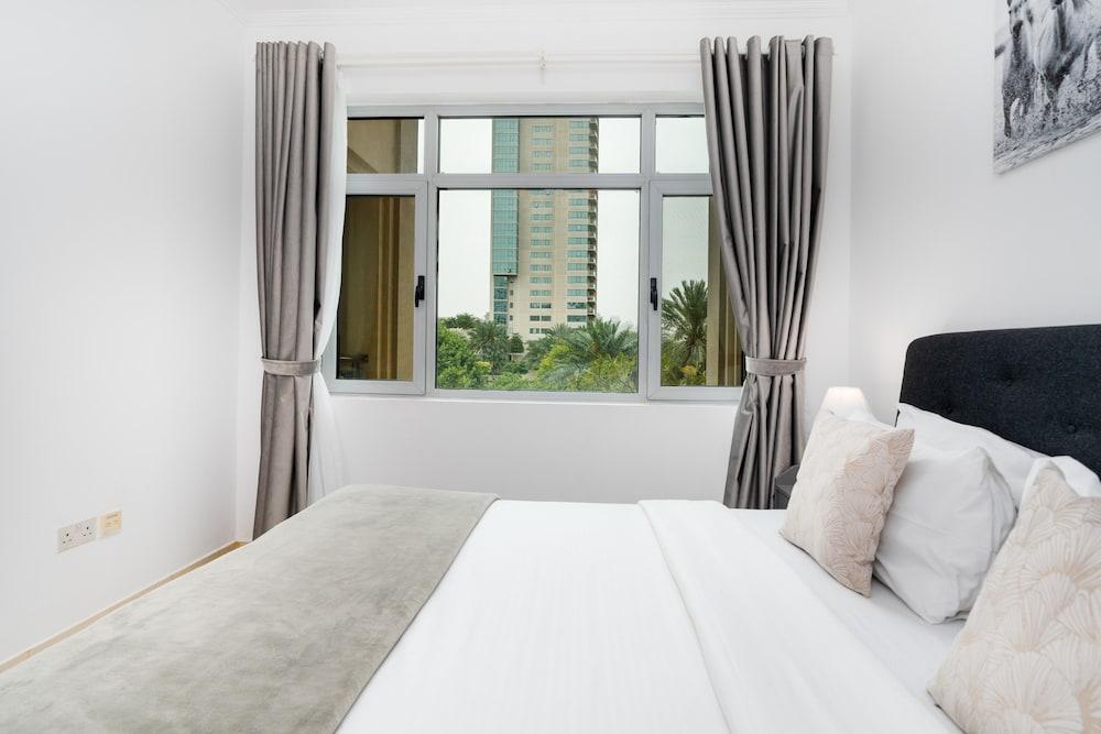 Lux BnB Greens & Views Lake View — 2