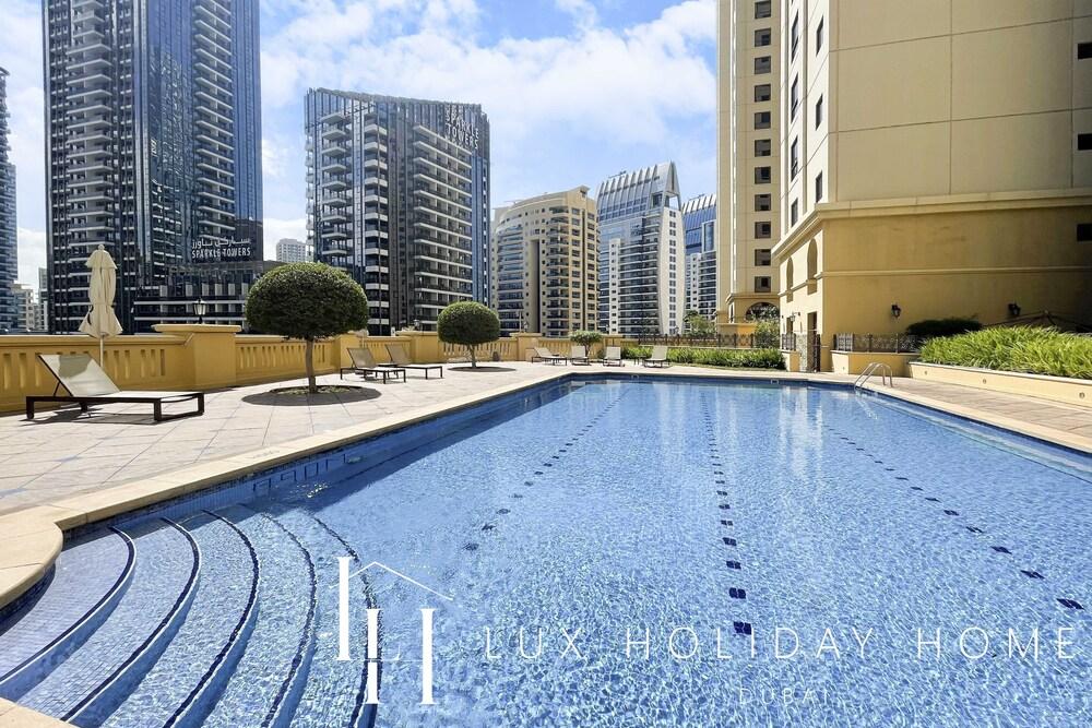 LUX The JBR Premium Sea View Suite — 3