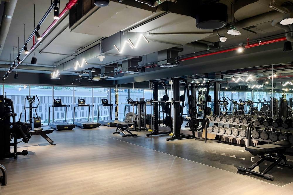 Luxe 3BR with Burj Khalifa view — 4
