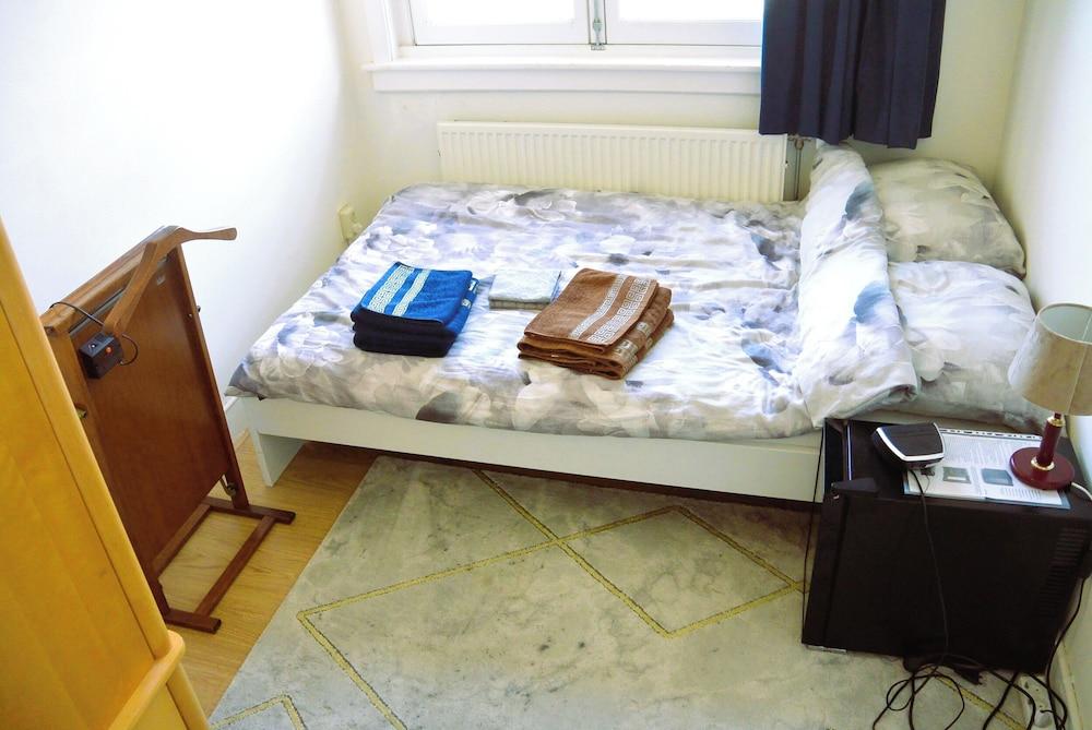 Top Floor 1-bed Apartment in Amsterdam — 2