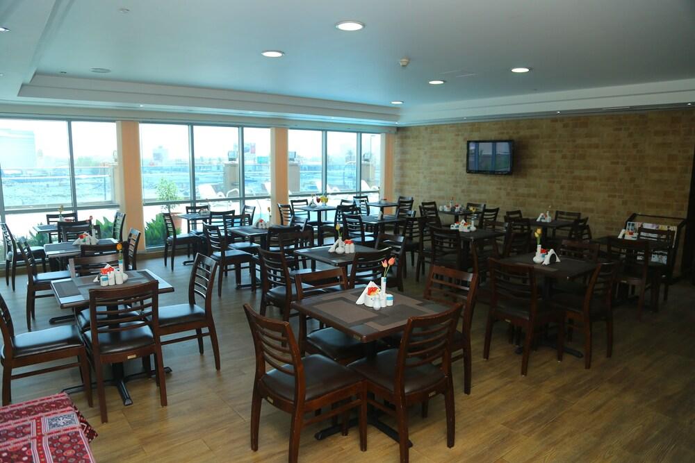 Tulip Creek Hotel Apartments — 7
