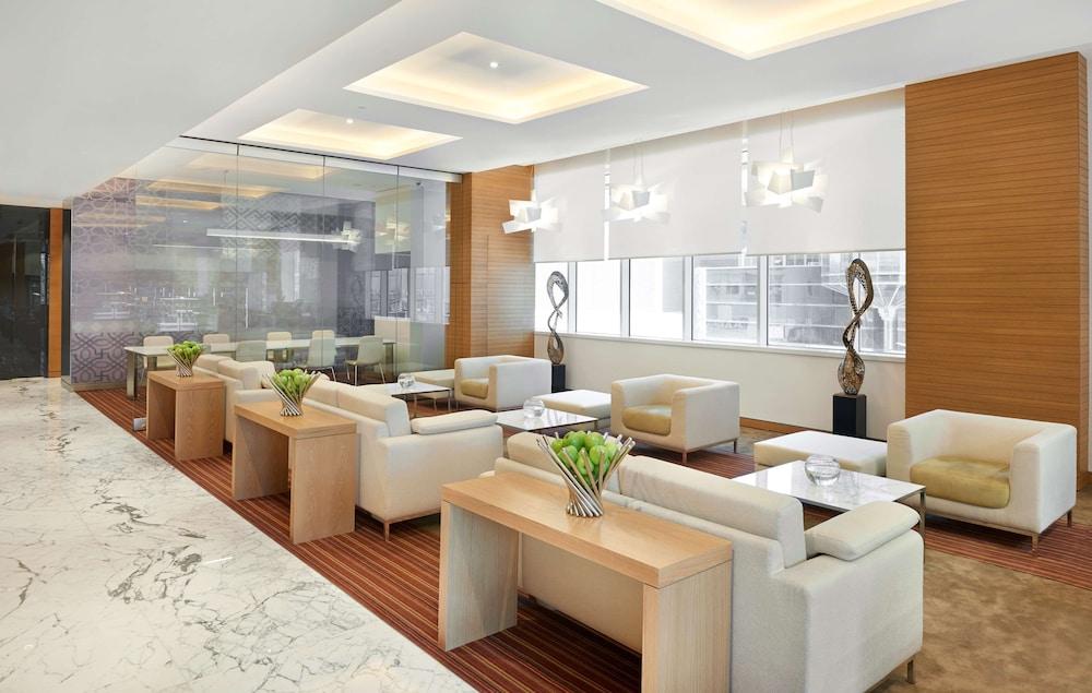 Hyatt Place Dubai Baniyas Square — 10
