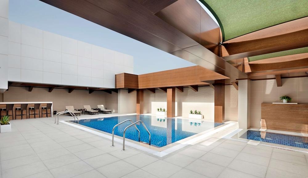 Hyatt Place Dubai Baniyas Square — 3