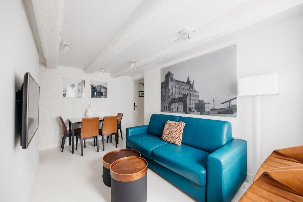 YAYS Amsterdam Salthouse Canal by Numa — 1