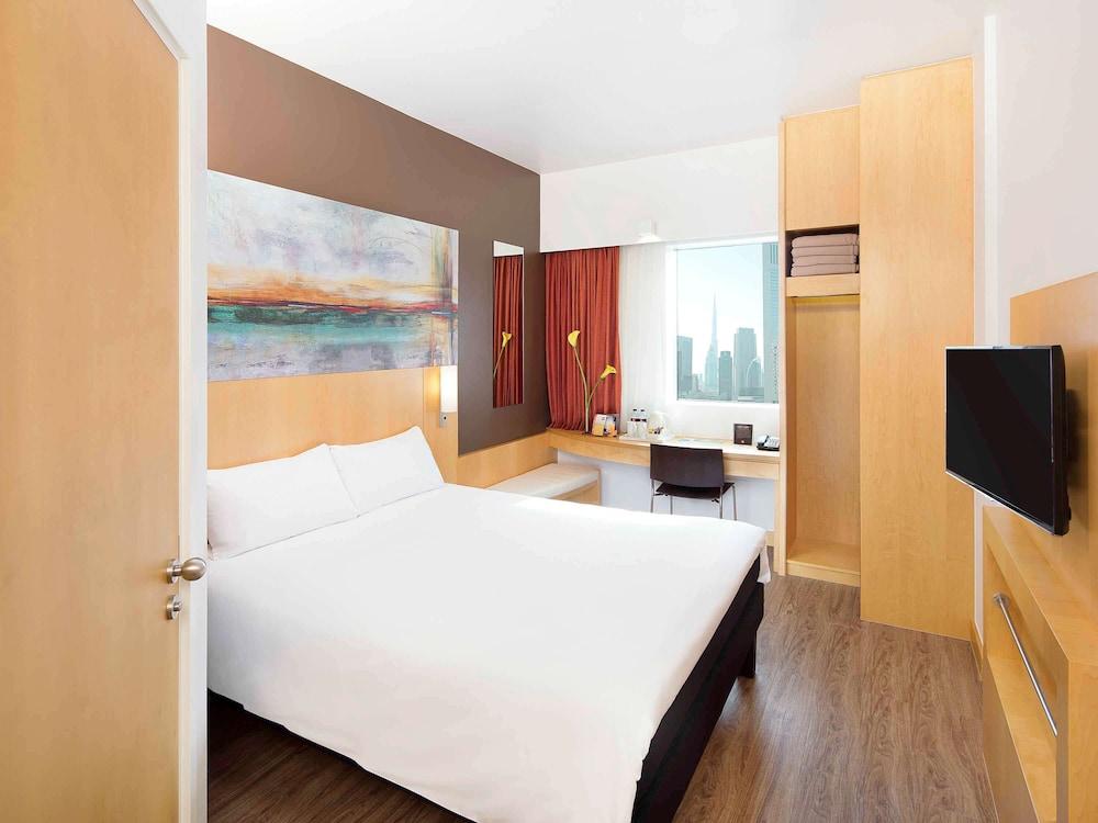 ibis One Central Hotel — 3