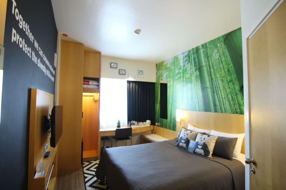 ibis One Central Hotel — 9