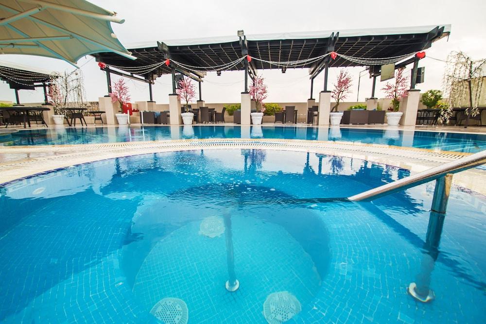 Grand Excelsior Hotel Deira — 4