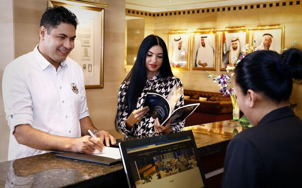 Grand Excelsior Hotel Deira — 2