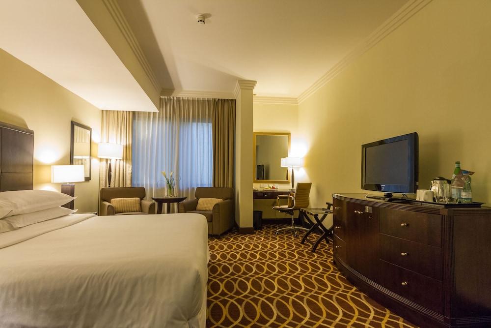 Grand Excelsior Hotel Deira — 3