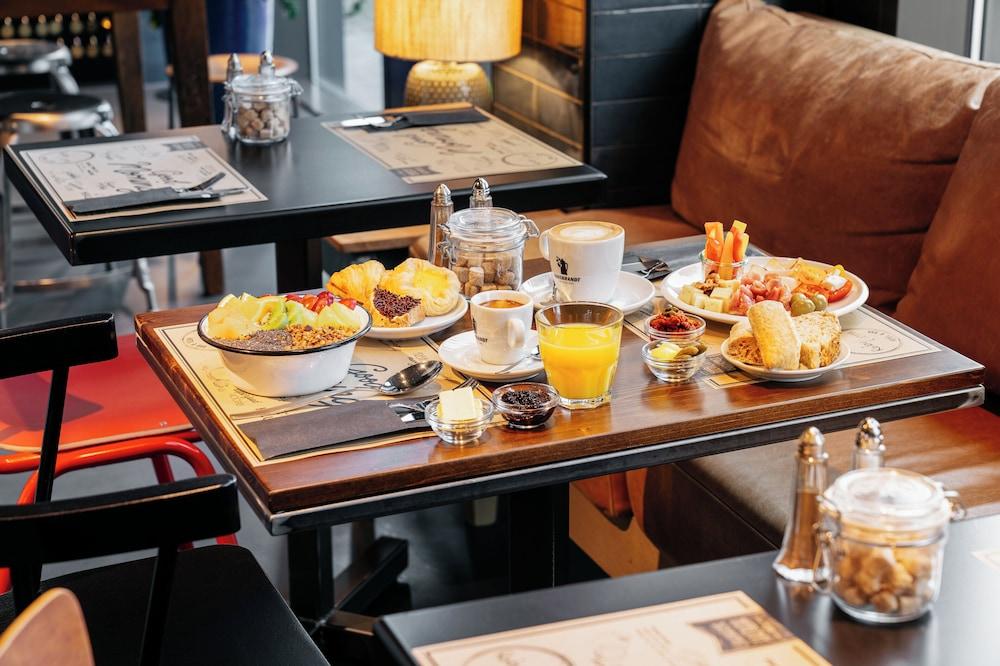 Ruby Emma Hotel Amsterdam — 5