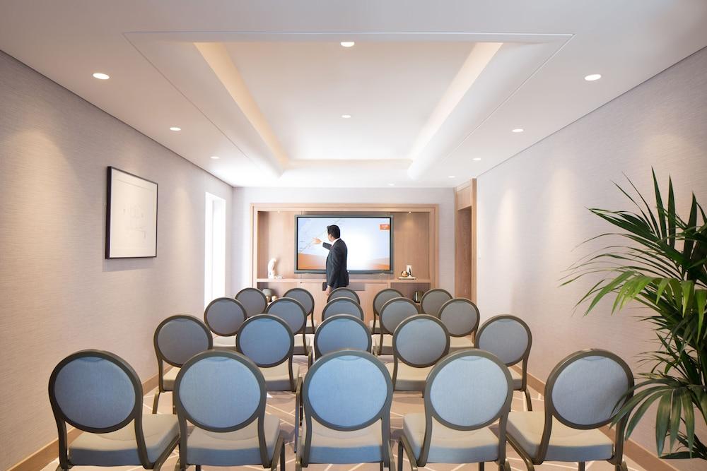 dusitD2 kenz Hotel Dubai — 9