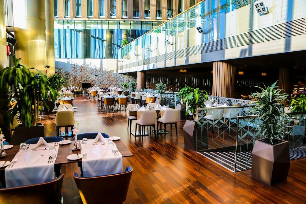 Rixos Premium Dubai JBR — 8