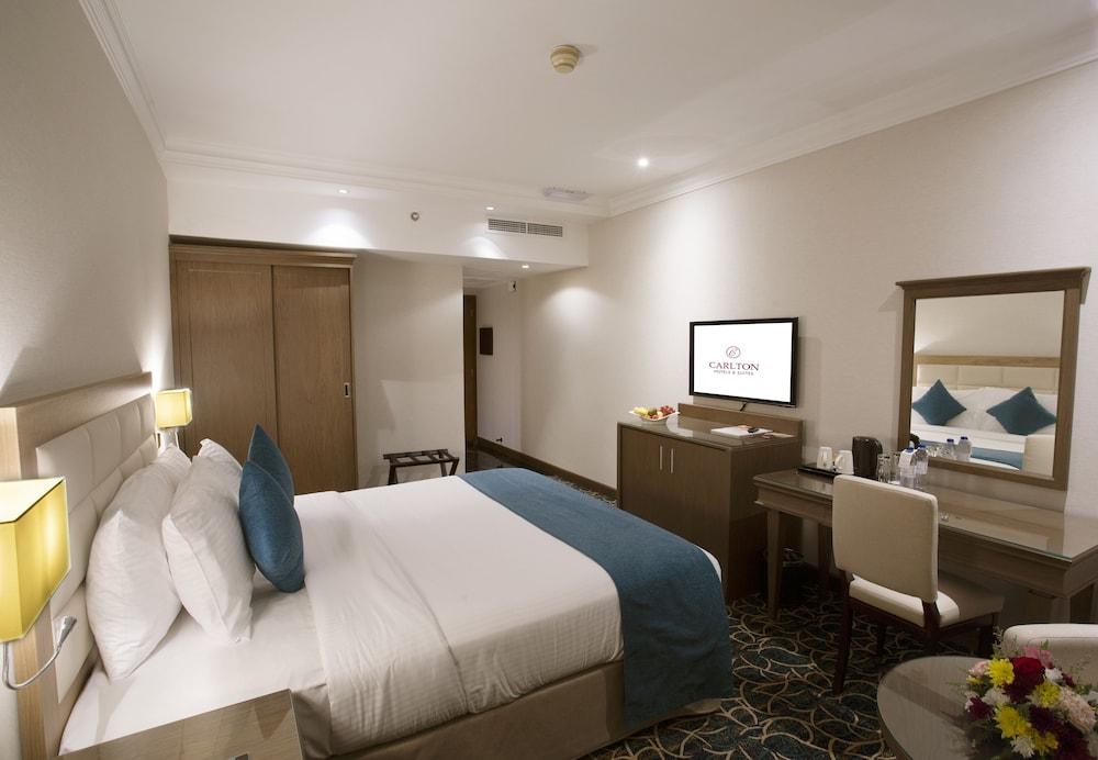 Carlton Tower Hotel — 3