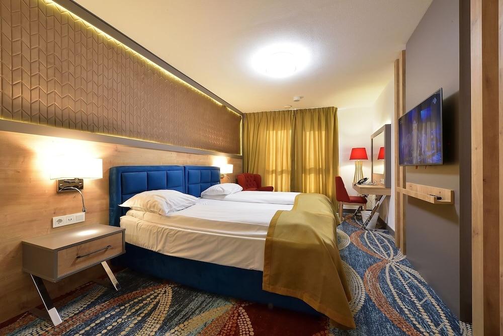 Art Hotel Rotterdam — 3