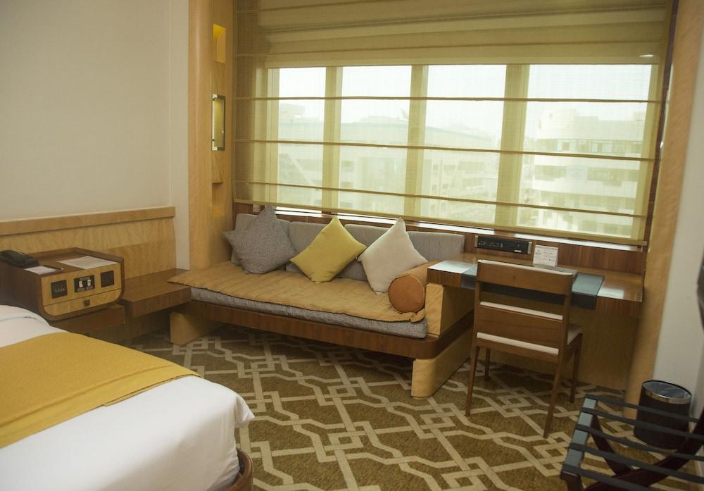 Marco Polo Hotel — 3