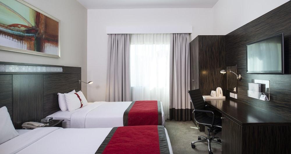 Holiday Inn Express Dubai, Internet City, an IHG Hotel — 3