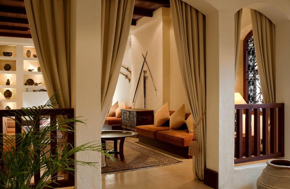 Al Maha, A Luxury Collection Desert Resort & Spa, Dubai — 2
